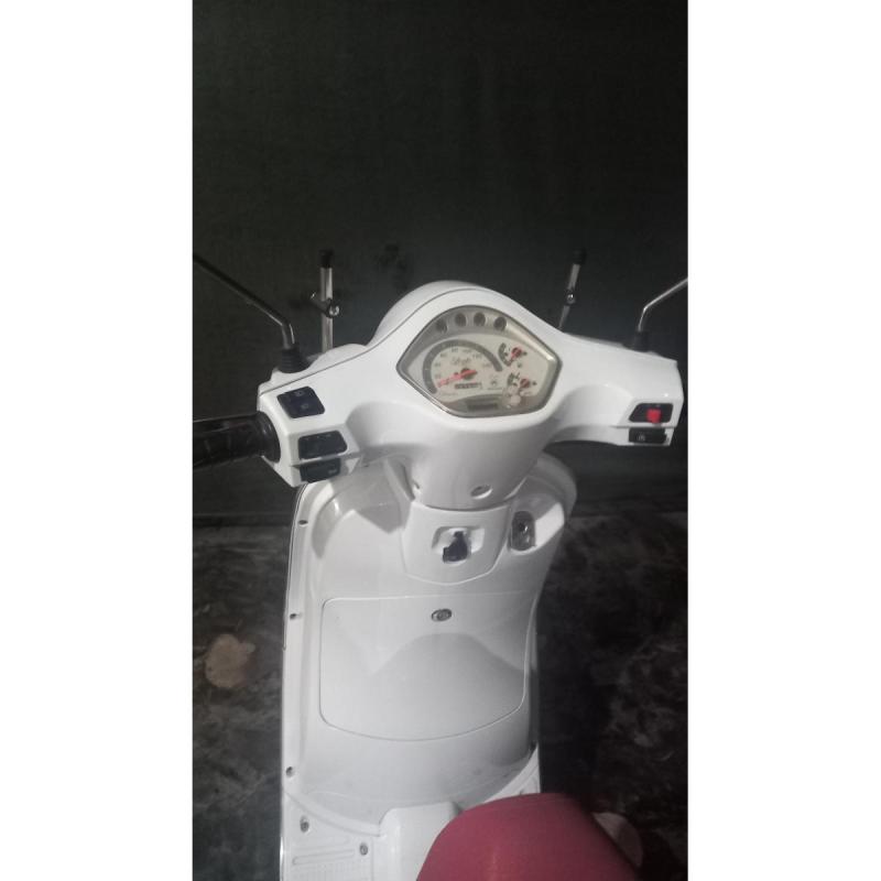Motomel scooter cilindrada 150 - 2