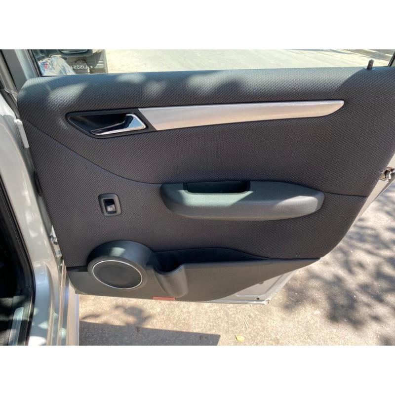 Mercedes Benz Clase B 2.0. B200 - 6/6