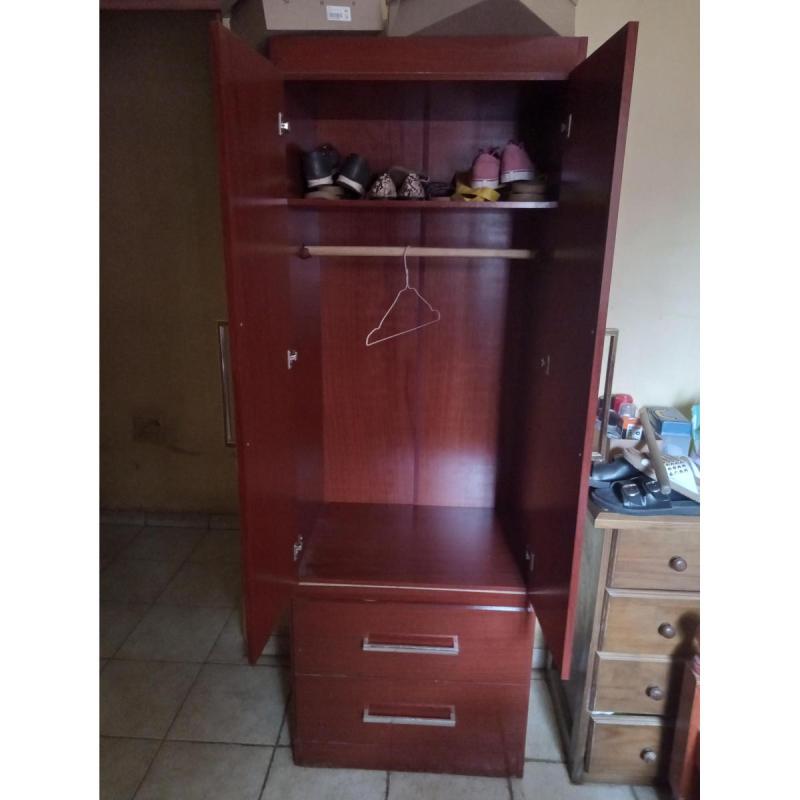 Placard 2 puertas 2 cajones