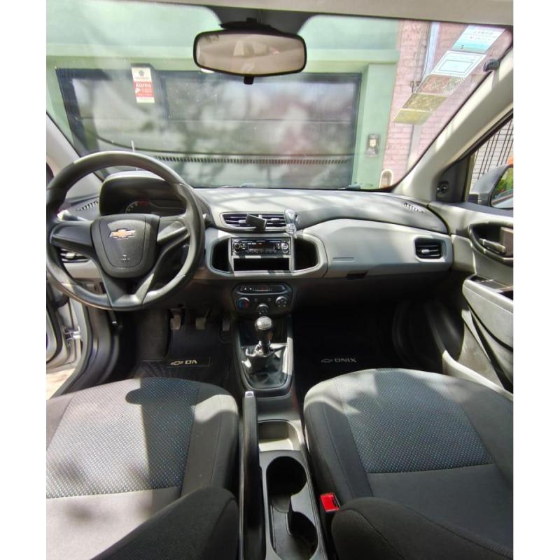 Onix Joy 2018 impecable - 9/13