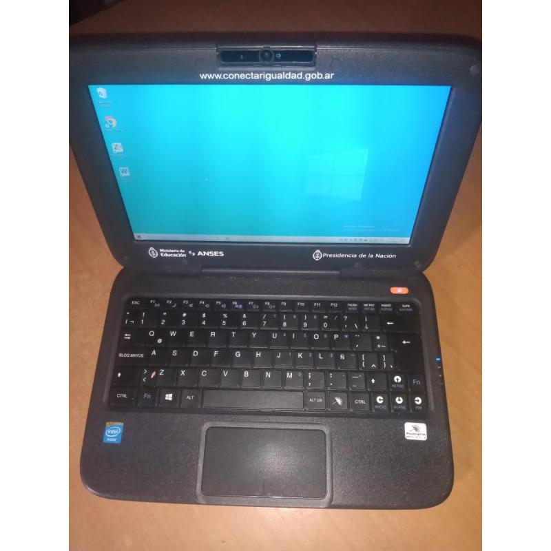 VENTA o PERMUTA Netbook 4 GB RAM Windows 10  cargador bluetooth garantia entrega sin costo