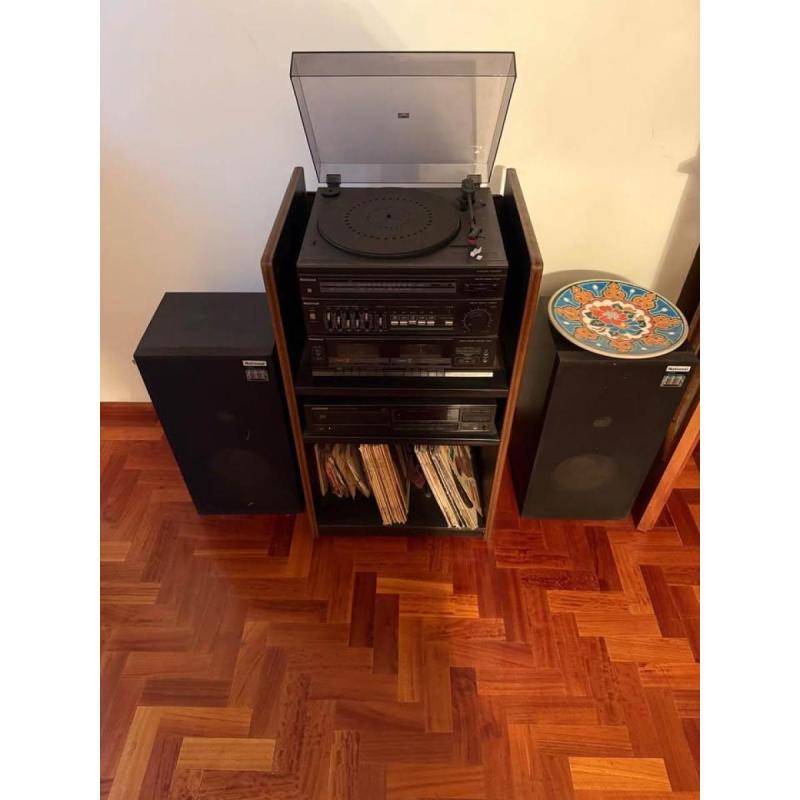 Minicomponente National Panasonic con compactera Pioneer