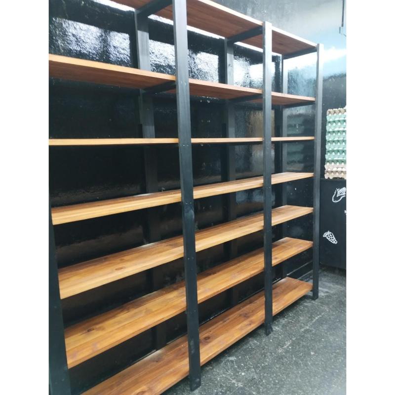 Estanterías de madera -tipo industrial- a medida. Somos fabricantes. Mar del plata