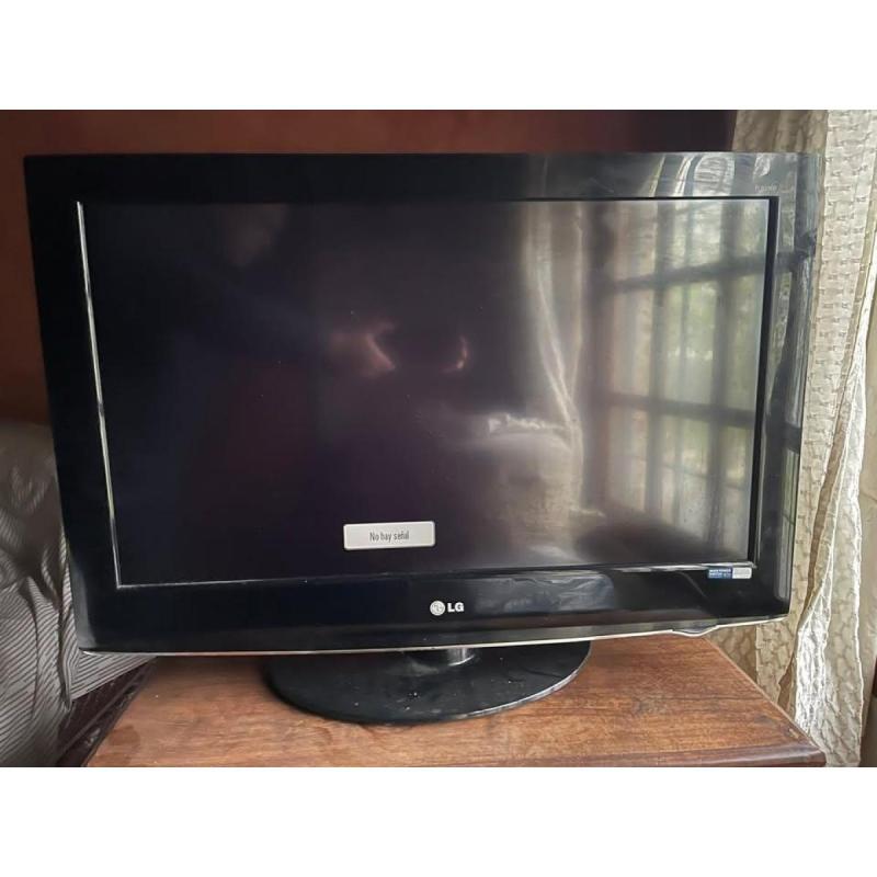 Tv LG 32 Pulgadas Lcd Full Hd Hdmi 32cs560