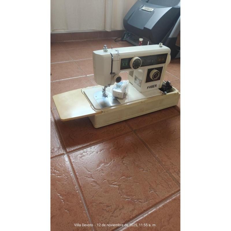 Maquina de coser portatil - 4