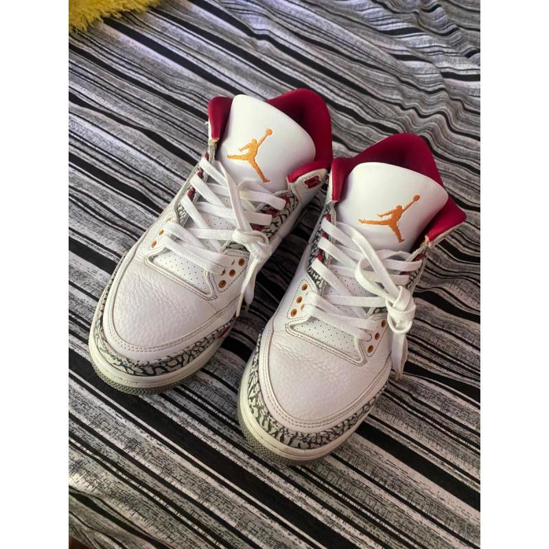 Air Jordan 3 Cardinal Red