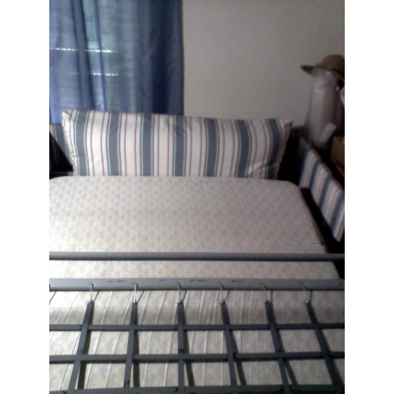 Sillón 2 cuerpos, cama plaza y media - 4