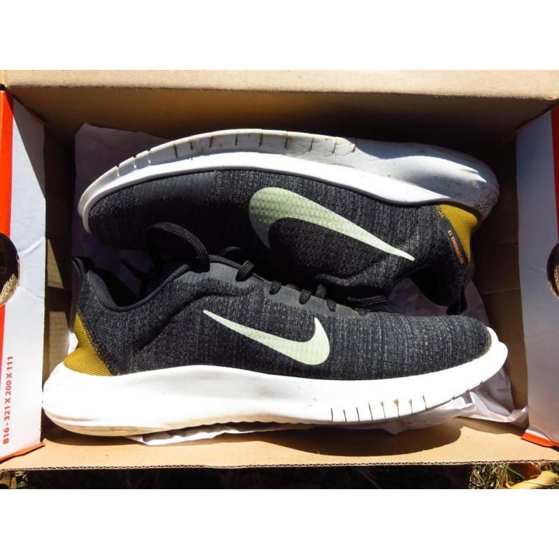 IncreÍbles zapatillas todoterreno ultralivianas nike talle 40,5 - 25,5 cm de plantillas