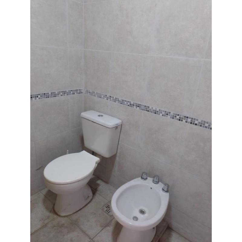 Alquilo excelente galpon para taller en buchard 2430 b.bca - 6