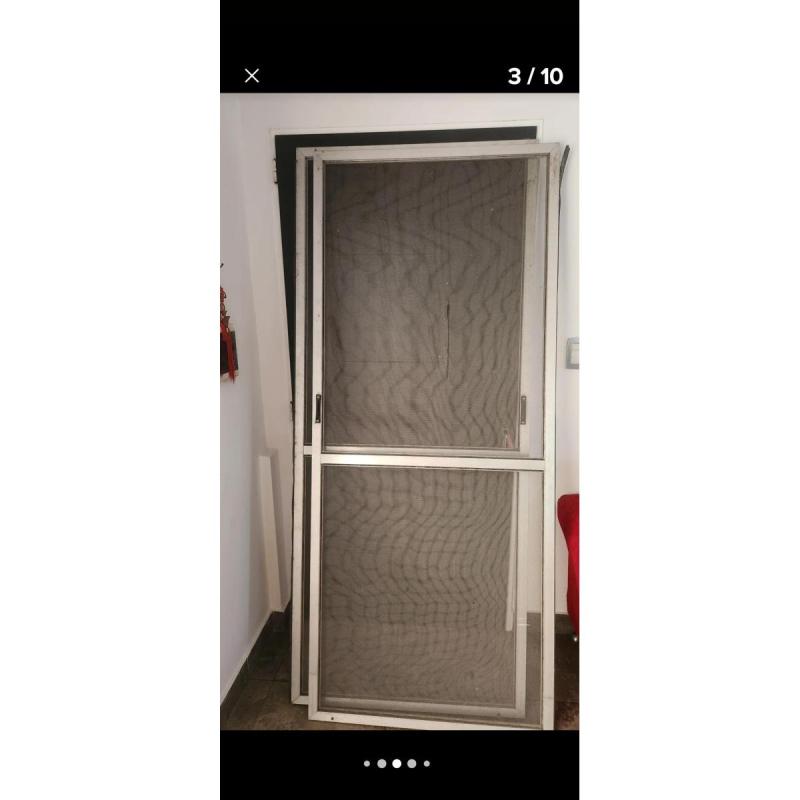 Ventana con vidrio y mosquitero - 4