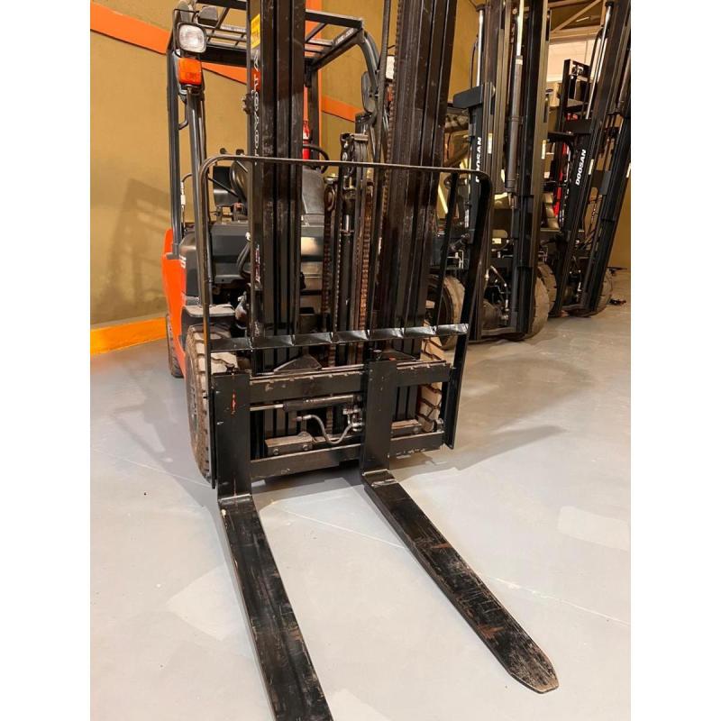 Vendo autoelevadores usados toyota y otras marcas