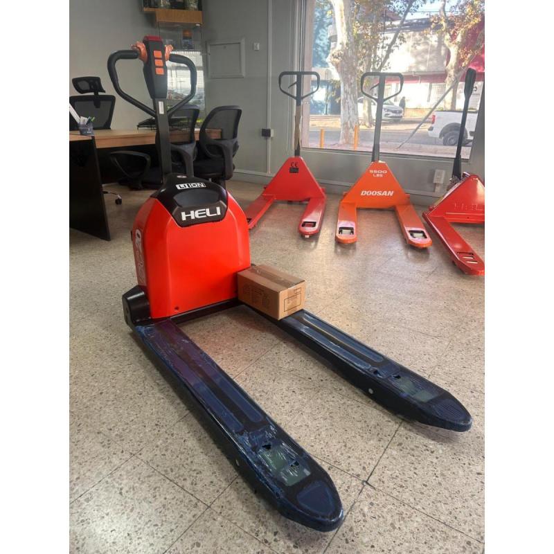 Vendo zorra 100% electrica 2000 kilos bateria litio - 3