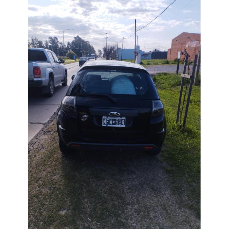 Ford ka 2013 - 3