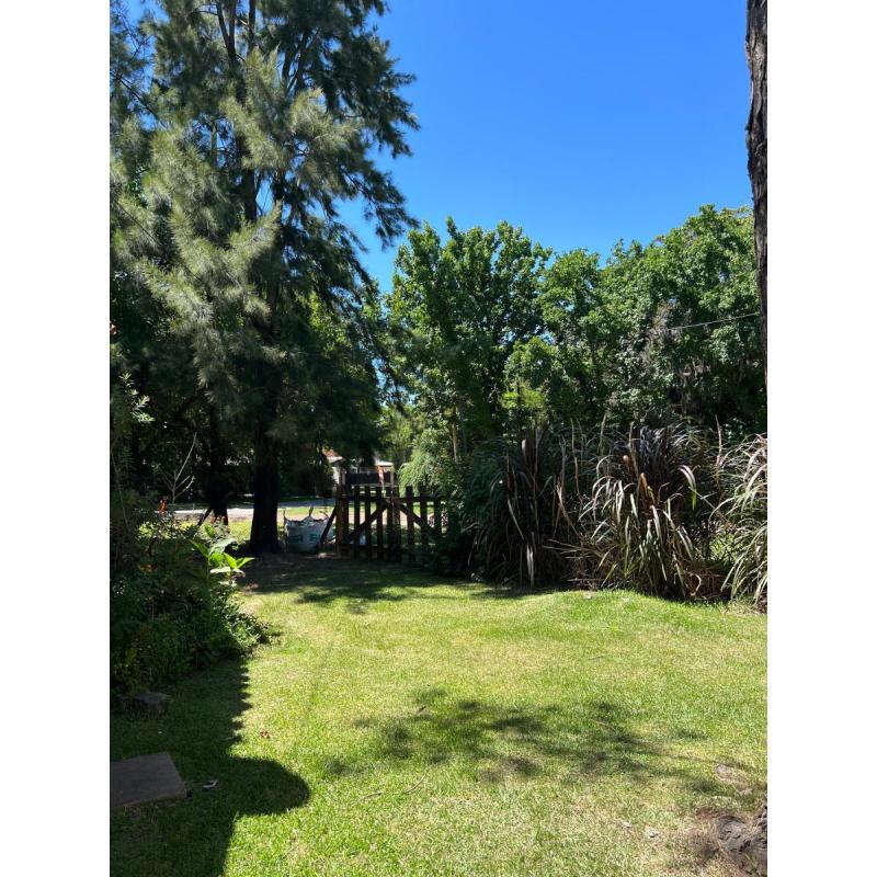 Venta – Lote en Esquina con Casa y Pileta – Barrio Los Troncos, Funes - 2