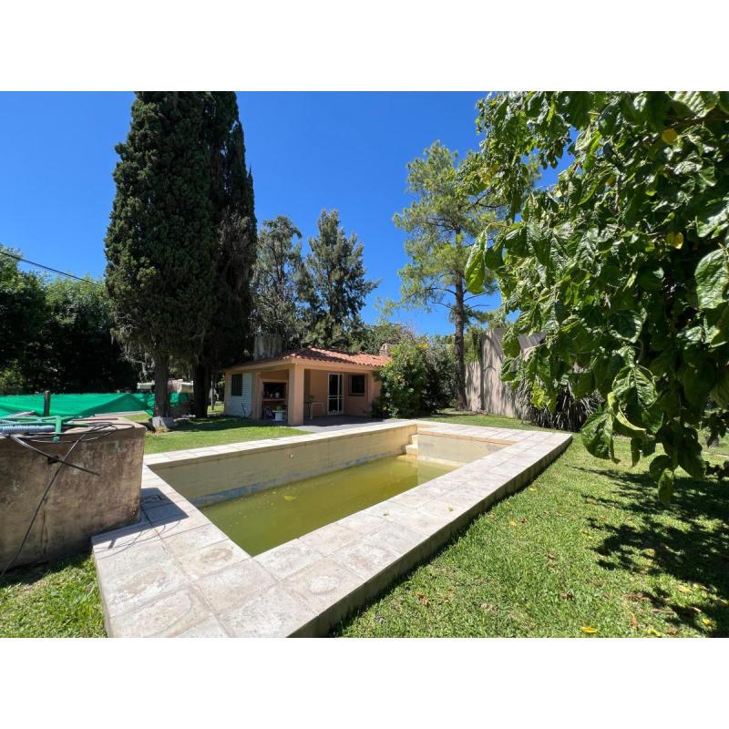Venta – Lote en Esquina con Casa y Pileta – Barrio Los Troncos, Funes - 6