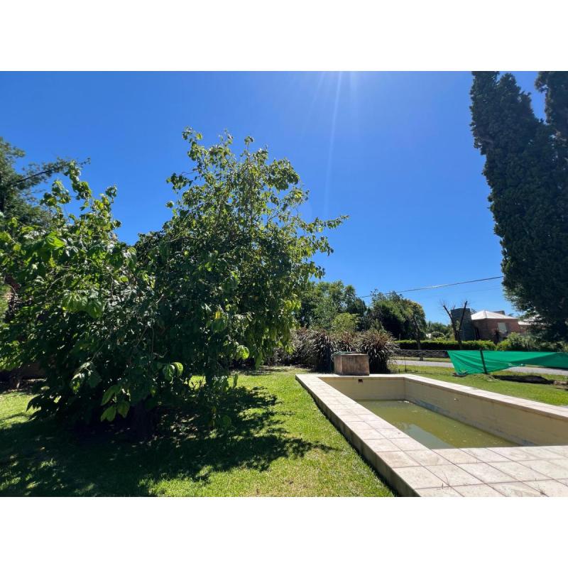 Venta – Lote en Esquina con Casa y Pileta – Barrio Los Troncos, Funes - 9