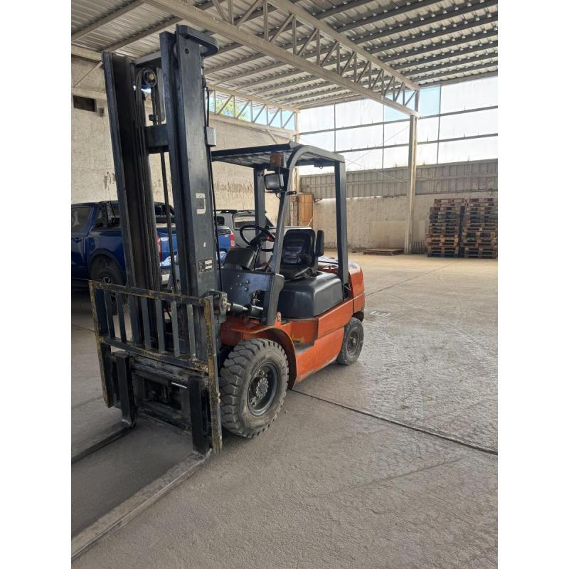 Vendo Autoelevador Heli