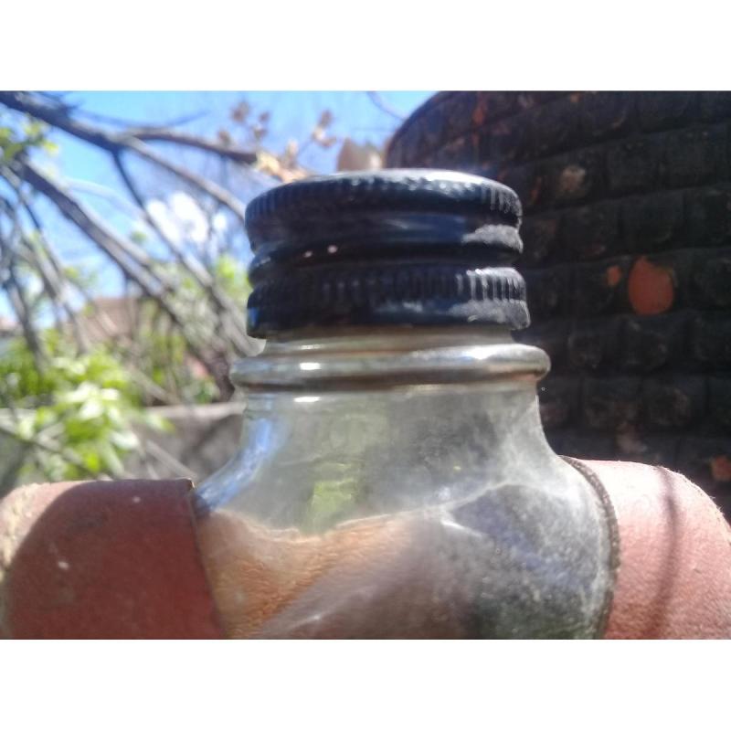 Petaca De Vidrio, Con Funda De Cuero A Relieve - 5