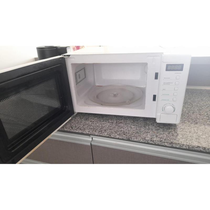 Microondas 20L 700W Philco Blanco