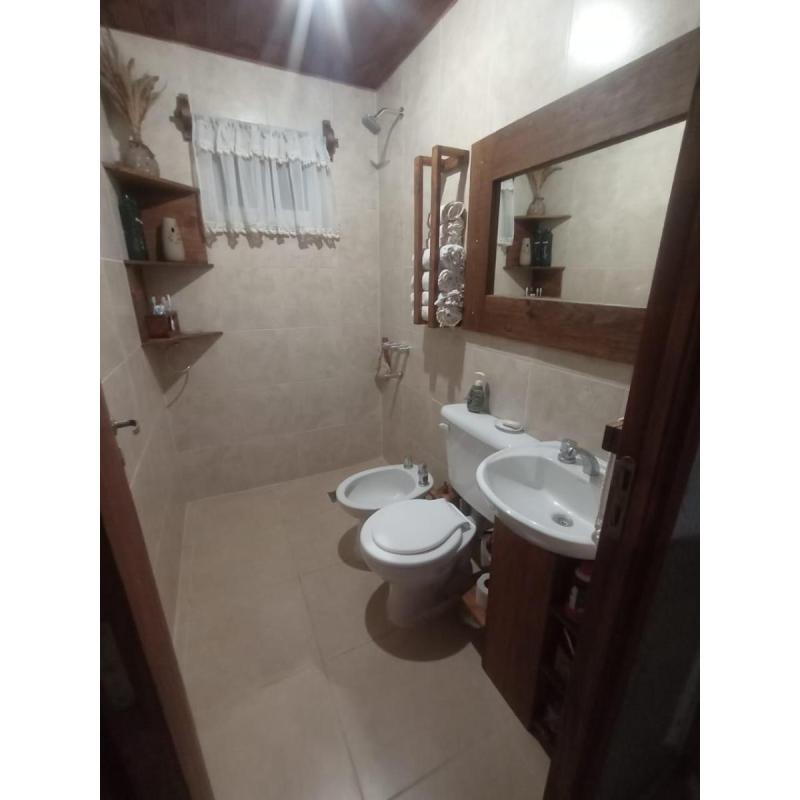 Vendo 3 Casas, 1 Oficina y Quincho c/ Pileta - 13
