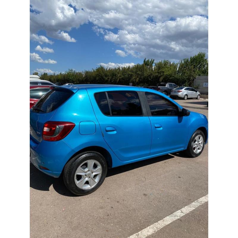 Vendo Renault Sandero 16v 1.6 Privilegie pack 2015 - 2
