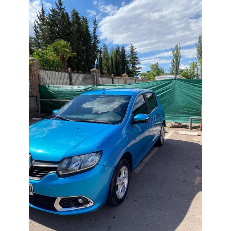 Vendo Renault Sandero 16v 1.6 Privilegie pack 2015 - 3