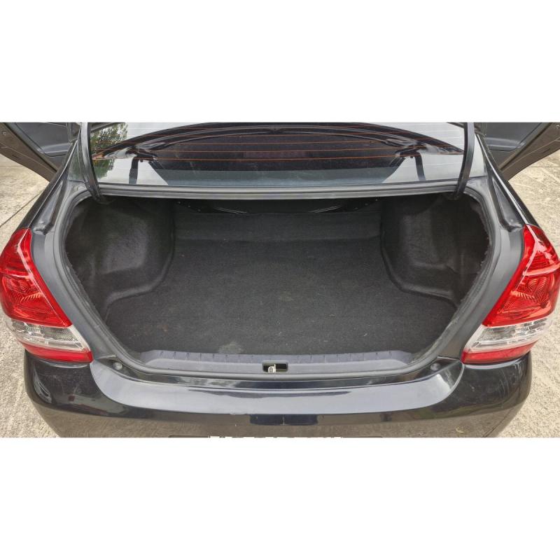 Toyota Etios Sedan 2019 1.5X Muy buen Estado - 3/16