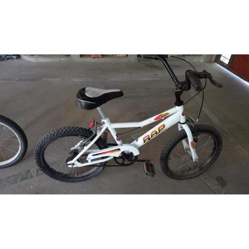 vendo bicicletas rap R16 niño . Usadas