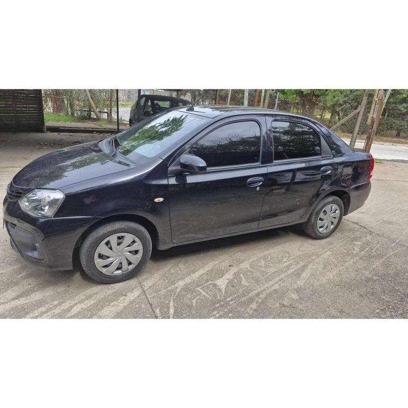Toyota Etios Sedan 2019 1.5X Muy buen Estado - 11/16