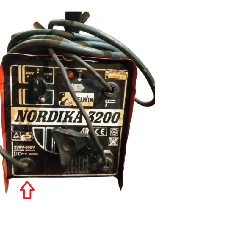 maquina soldadora de arco voltaico de 300 amper NORDISKA ITALIA