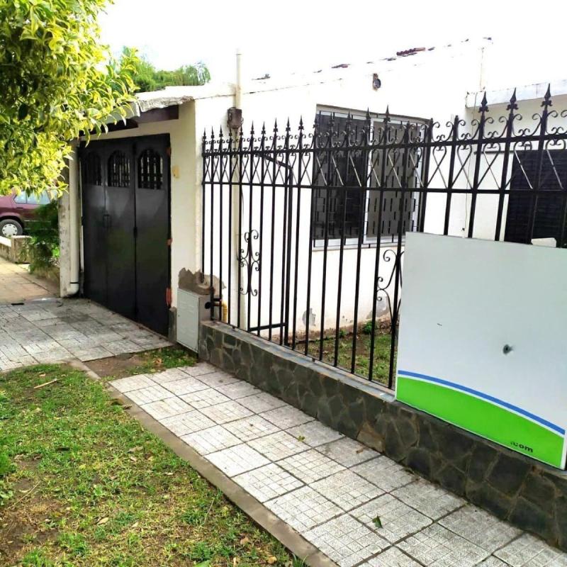 Dueño vende casa en Villa Gobernador Gálvez - 11