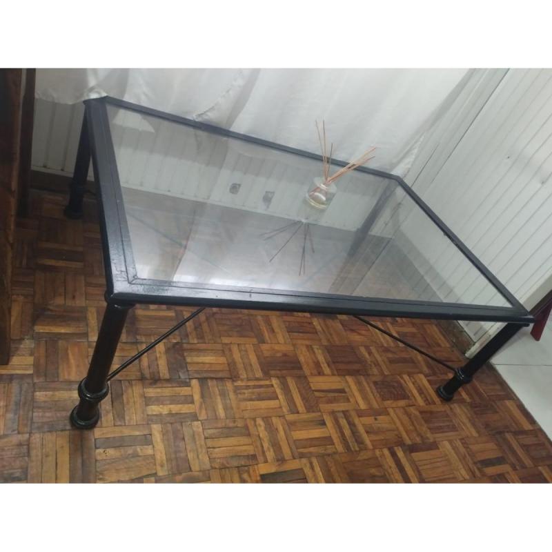 Mesa ratona de hierro con vidrio – 1.20 x 0.80