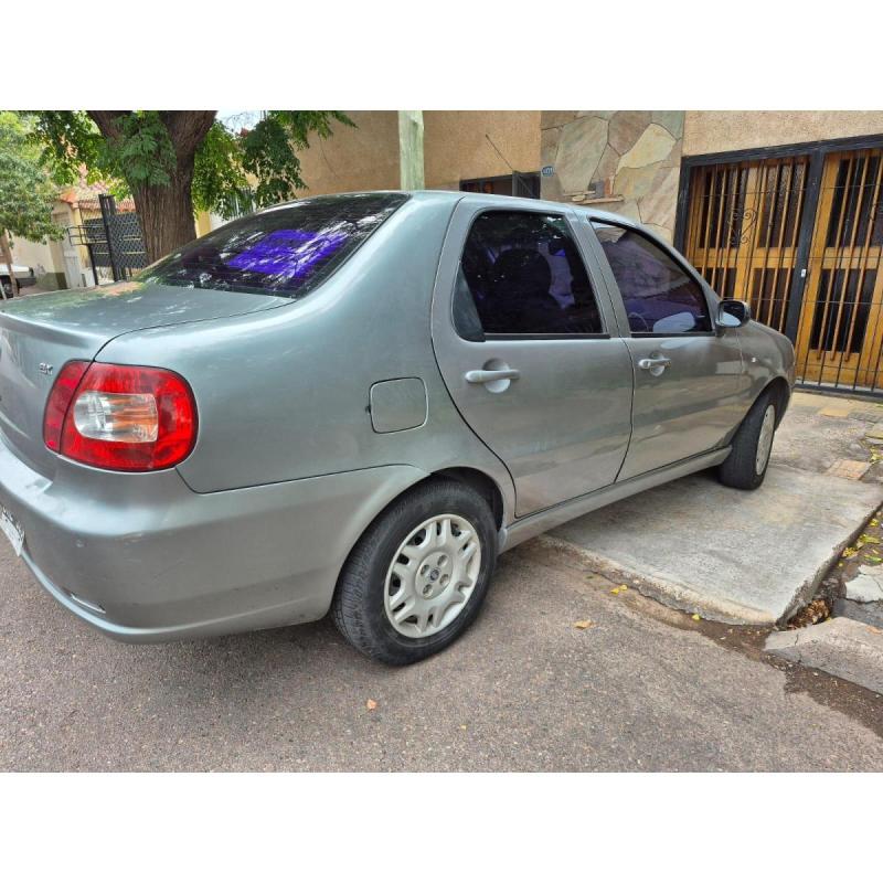 Dueño vende Siena 2007 ELX 1.7 TD Modelo 2007