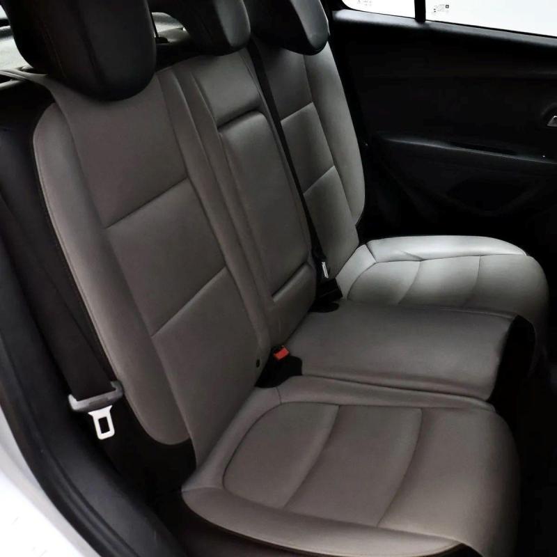 Excelente oportunidad. Chevrolet Tracker AWD automática, versión LTZ – - 6