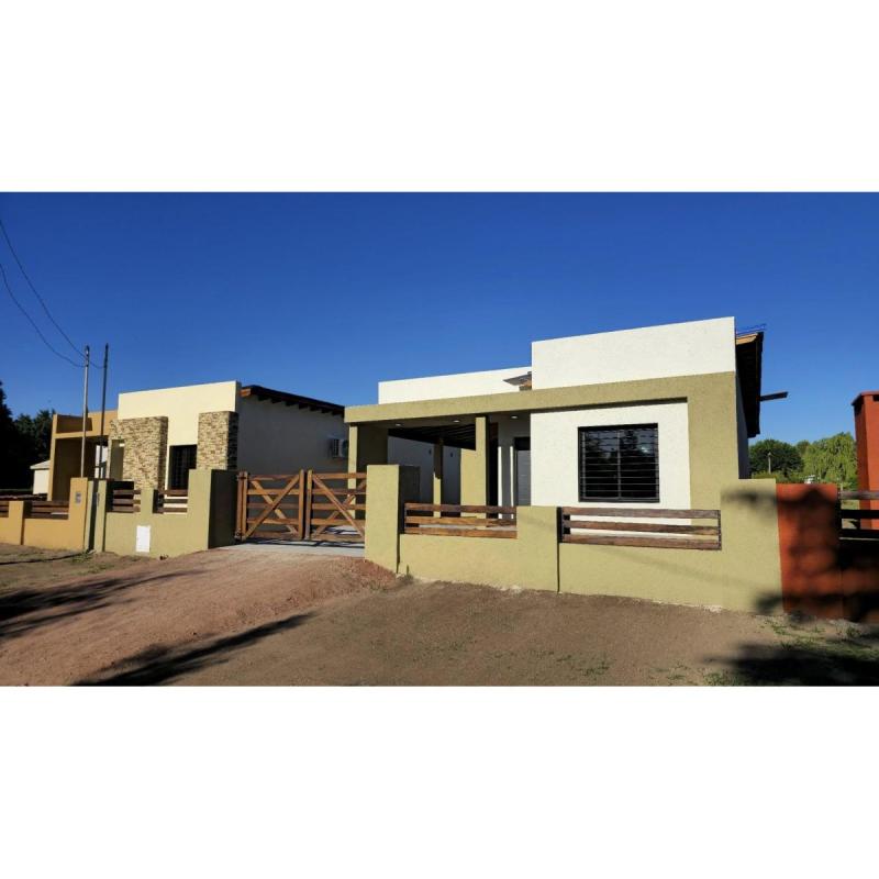 Dueño Vende casa a estrenar en Villa Rumipal Calamuchita