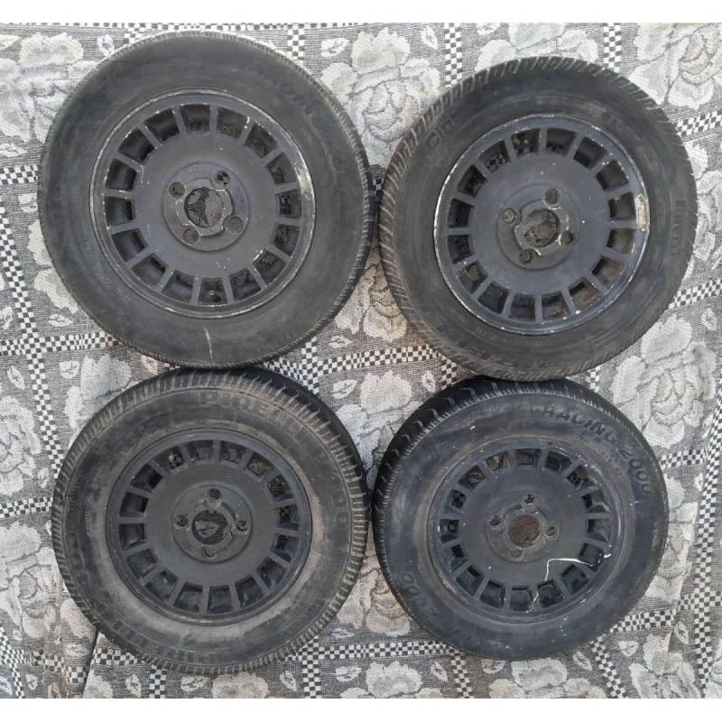 4 Llantas Rodado 13 ORIGINALES De Ford Taunus Ghia - 2