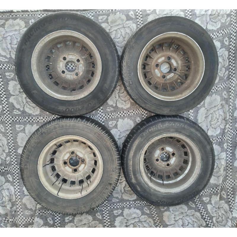 4 Llantas Rodado 13 ORIGINALES De Ford Taunus Ghia - 4