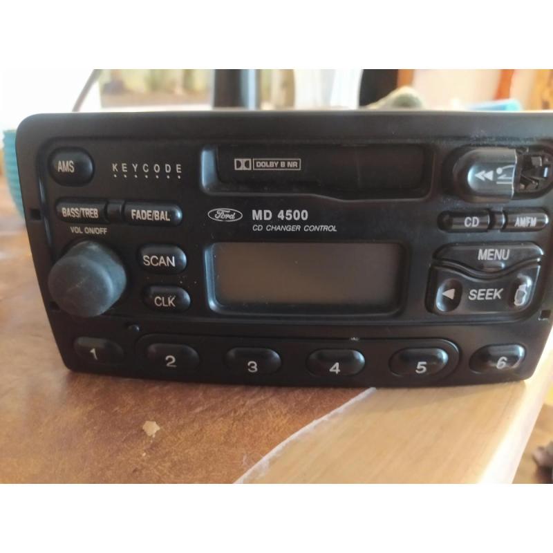 Stereo Ford original