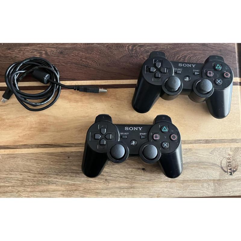 PlayStation 3 Super Slim 12gb +Kit Move - 2