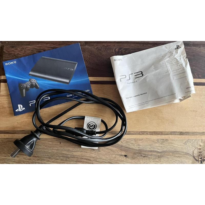 PlayStation 3 Super Slim 12gb +Kit Move - 6