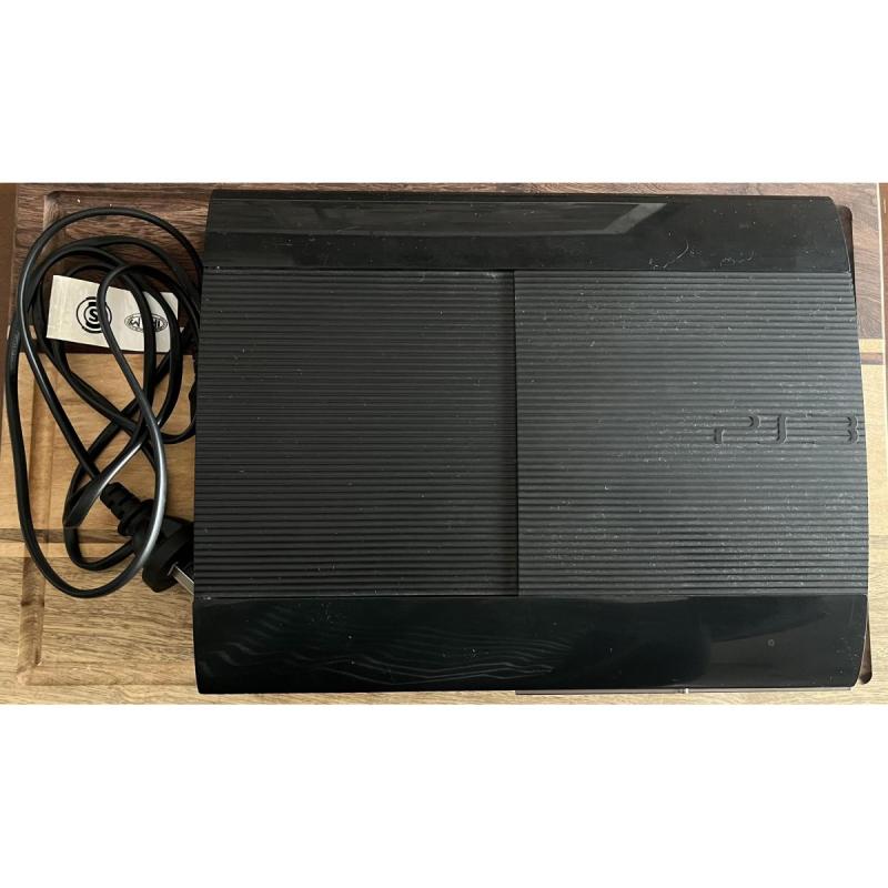 PlayStation 3 Super Slim 12gb +Kit Move - 12