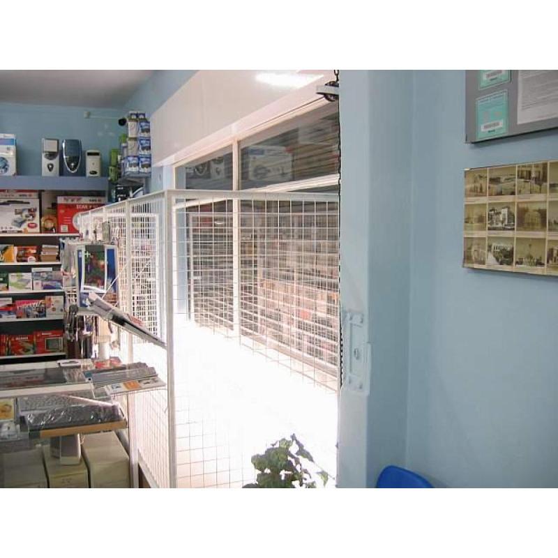Alquilo Local Comercial Calle 64 y 17 La Plata - 4