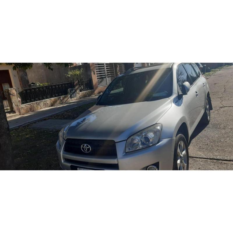 Vendo toyota rav 4