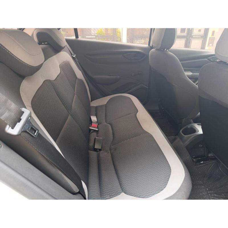 Chevrolet Onix LT 2015 - 4