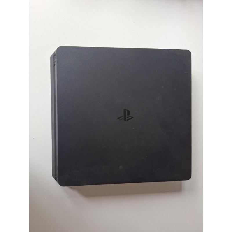 PlayStation 4 Slim 500GB - 3