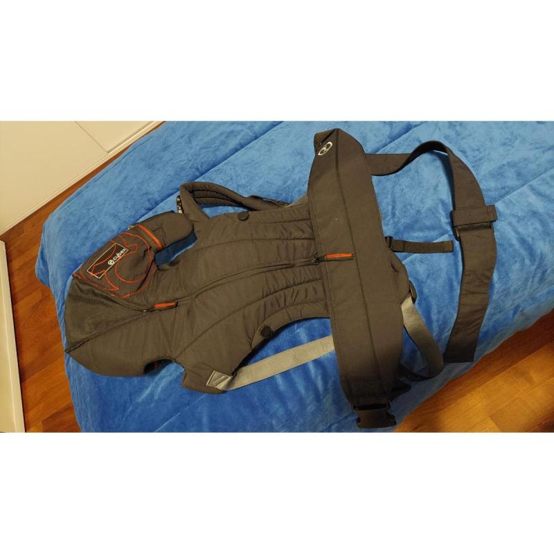 Mochila porta bebé cybex modelo 2.go. - 2