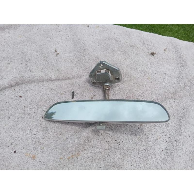 Espejo retrovisor de Falcon
