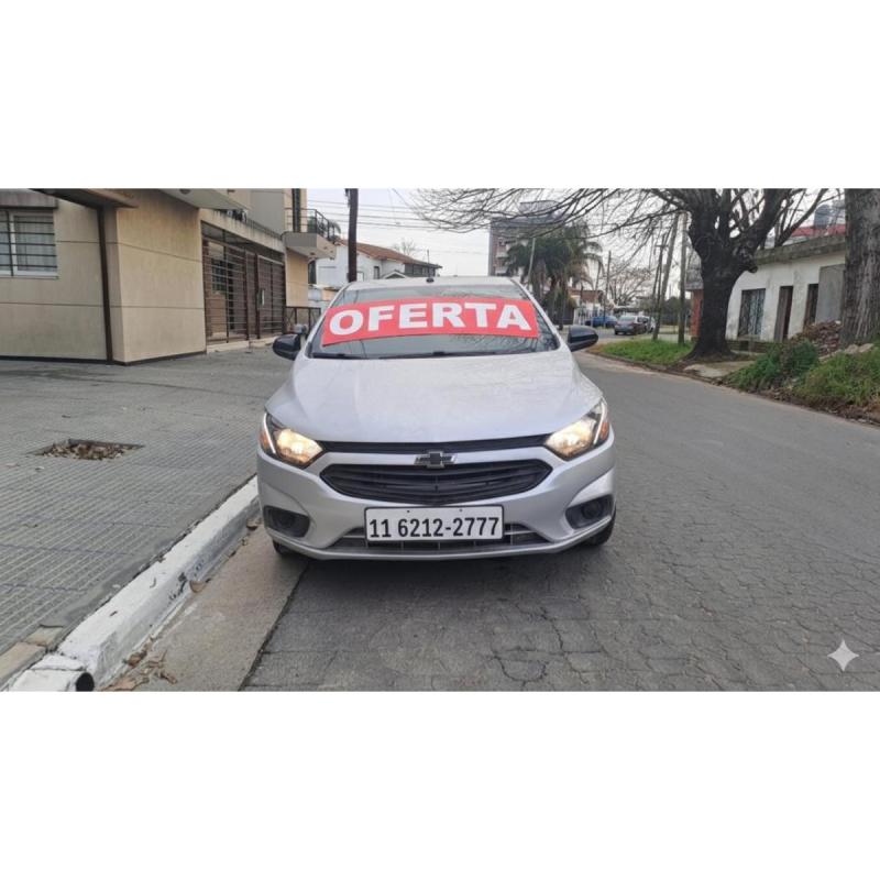 2020 Chevrolet Onix Joy Black 1.4 MT