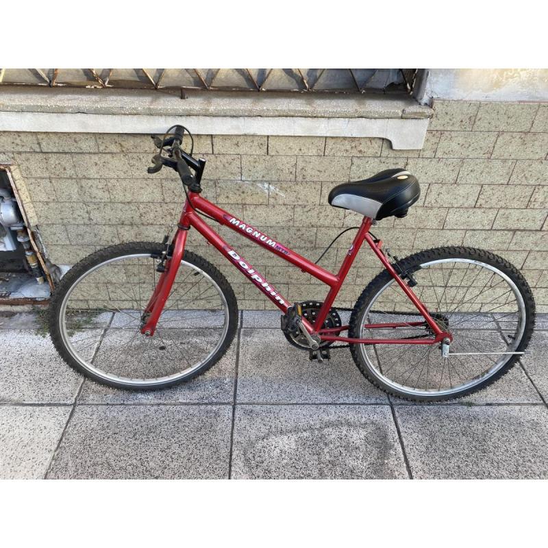 Vendo bicicleta dolphin r26 muy buen estado