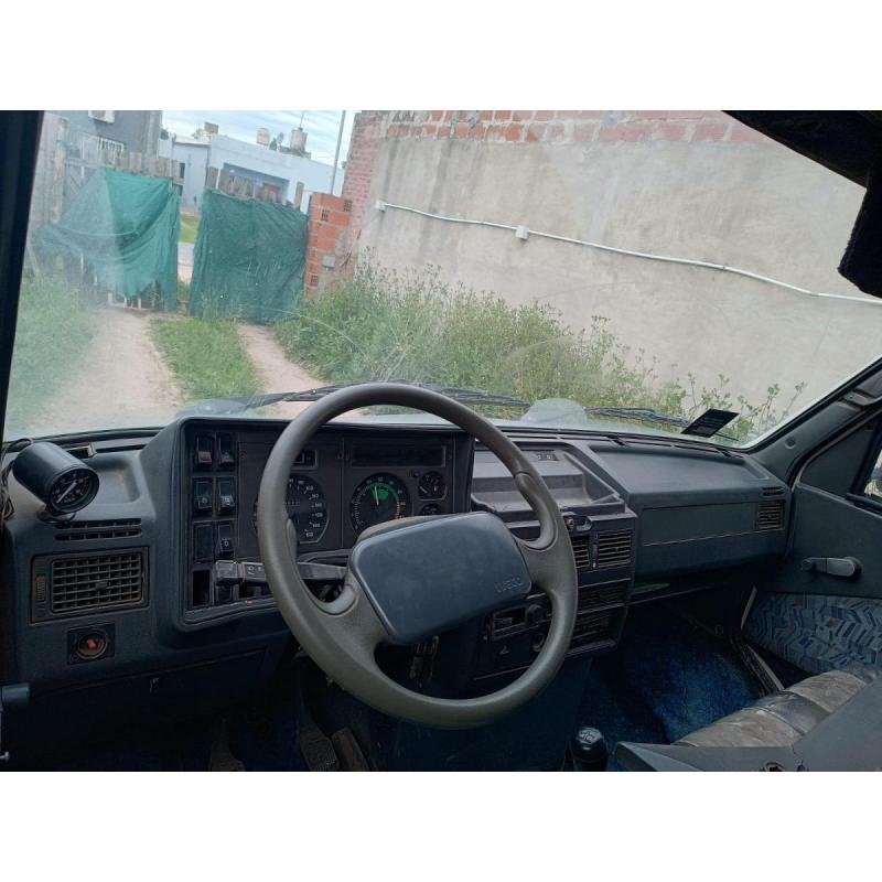Remato camion iveco daily chasis con cabina. caja termica. - 4